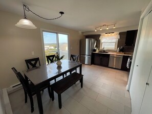 Dining - Valley View Luxe l New Renovated half of Duplex l Private parking (Endicott)