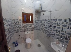 Bathroom - RamsesKing (Abu Simbel)