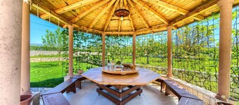 Villa Nature's Embrace