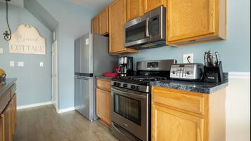 Microwave, oven, stovetop, dishwasher