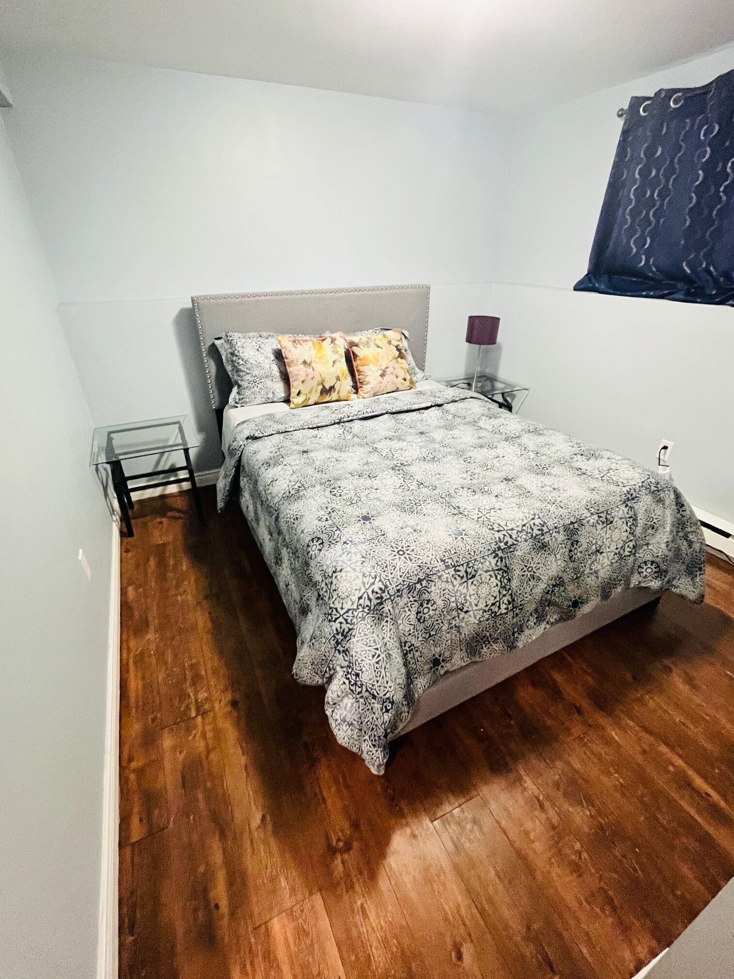 2 soverom, strykejern/-brett og wi-fi (inkludert)