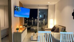 Smart-TV, Stereoanlage