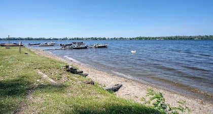 Lake Consecon Resort Cottage #2