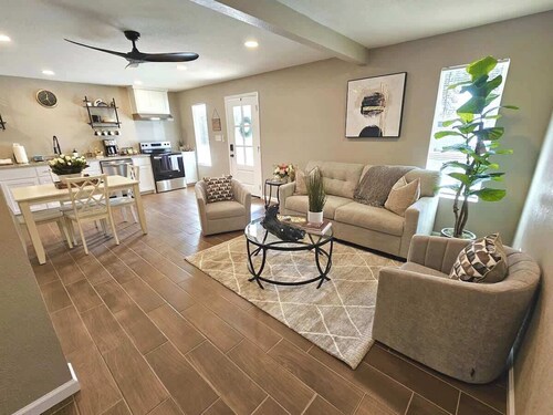 Your Lake Escape - Cozy & Serene - Unit 2