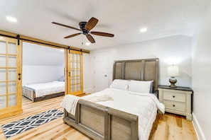 3 bedrooms, iron/ironing board, Internet, bed sheets - 8 Mi to Micron Technology! Oswego River Work Hub (Phoenix)
