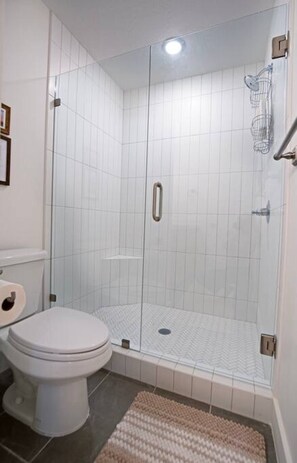 Hair dryer, towels