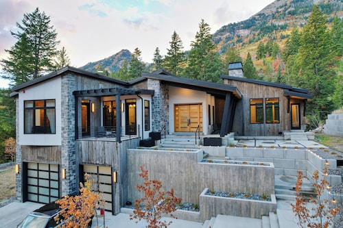 Luxury 4BR Mountain Retreat Near Sundance Resort