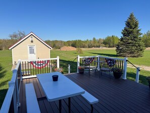 Outdoor dining - Welcome to Northfort, your Perfect Up North Fort (Grand Marais)