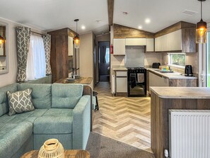 Living area - The Kestrel - UKC6920 (Forres)