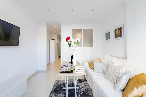 Living area - Apartment in Malaga Near Bajondillo Beach (Torremolinos)