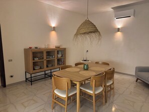 Dining - Casa della felicità (Pouilles)