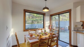 Interior - Half Block to Beach w/ Oceanview, Patio + Balcony The Shore Pine by Avantstay (Arch Cape)