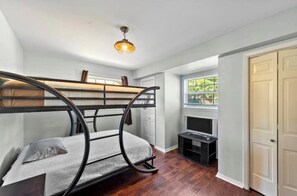 4 habitaciones, wifi y ropa de cama