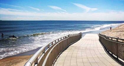 Private BR, BA,KIT&LR Near Beach/JFK/UBS/Subway