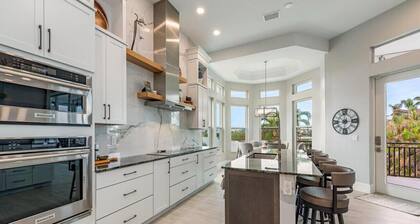 Luxury Waterfront Retreat - 6BR - Heated Pool - Walk to Beach