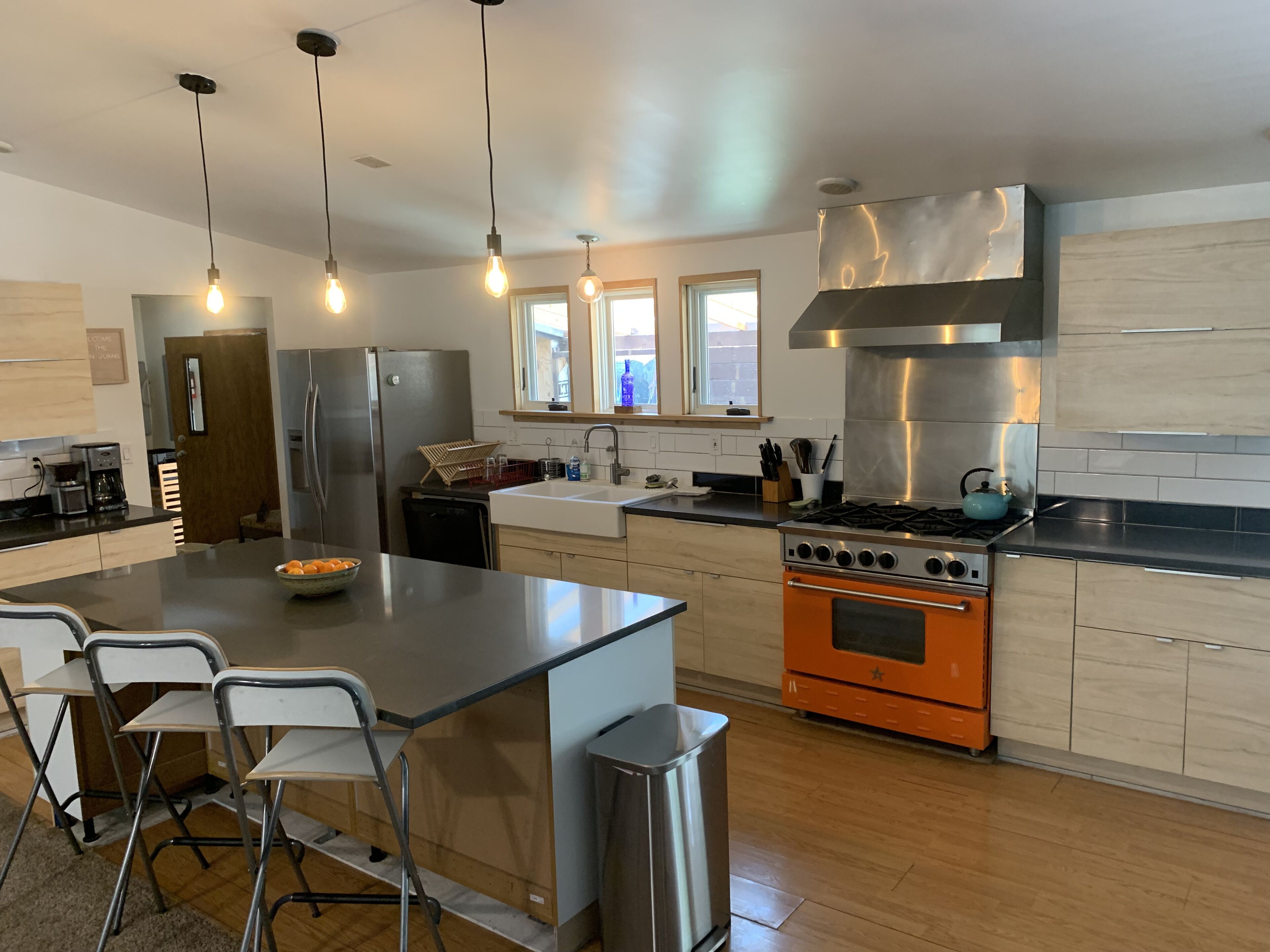 Oven, stovetop, dishwasher