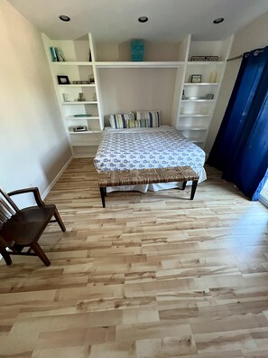 1 chambre, fer et planche à repasser, Wi-Fi gratuit, draps fournis