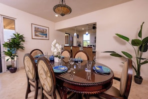 Dining - BK Villas Light House (Enterprise)