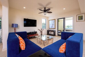 Télévision, chaîne hi-fi