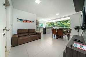 Interior - Bombinhas 150 Meters from the Beach Complete Apartment With Wifi Close to the Beach (Bombas Bombinhas)
