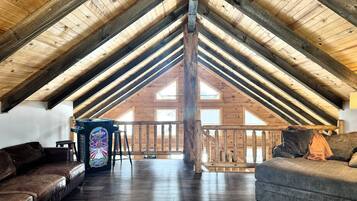 Una Smart TV, una chimenea