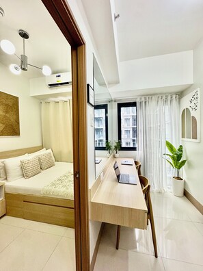 1 bedroom, desk, iron/ironing board, free WiFi