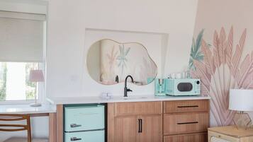 1 bedroom, desk, iron/ironing board, bed sheets