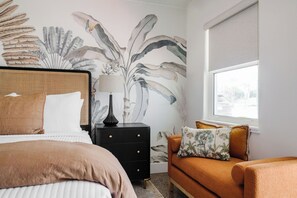 1 chambre, fer et planche à repasser, draps fournis