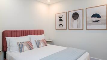 1 bedroom, iron/ironing board, bed sheets