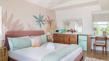 1 bedroom, desk, iron/ironing board, bed sheets