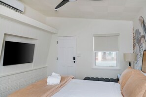 1 bedroom, iron/ironing board, bed sheets
