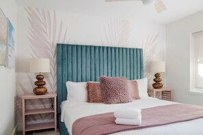 1 soverom, strykejern/-brett og sengetøy