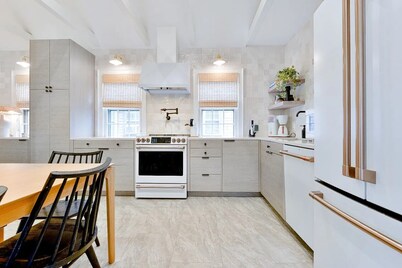 Sleek Downtown Nantucket Condo