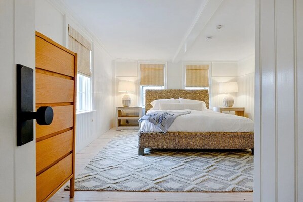 2 bedrooms, iron/ironing board, WiFi, bed sheets - Sleek Downtown Nantucket Condo (Nantucket)