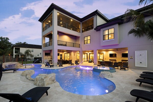 Pool - Morlando Tree house Mansion with Lazy River, Camp-Themed Kids’ Retreat, and More (Kissimmee)