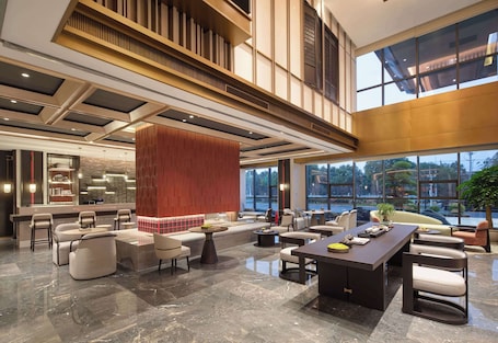 Lobby. Ramada By Wyndham Huangshan Xiuning