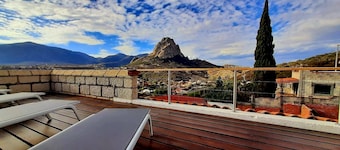 Comfortable, amplia y moderna casa familiar con vista a Pena de Bernal