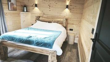 3 chambres, fer et planche Ă repasser, Wi-Fi gratuit, draps fournis