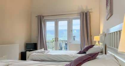 6 bedroom accommodation in Belper