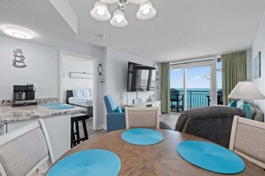 智能电视、办公室