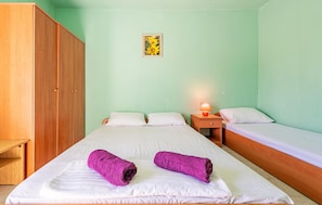 1 habitación, wifi gratis y ropa de cama