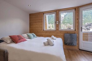 1 bedroom, bed sheets - Appartement chalet with Parking and stunning mountain view (Chamonix-Mont-Blanc)