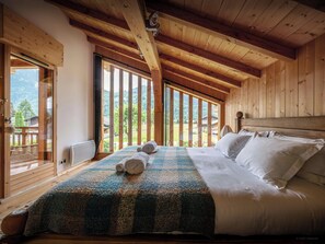 5 chambres, fer et planche à repasser, Wi-Fi, draps fournis