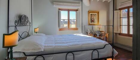 2 chambres, fer et planche Ă repasser, Wi-Fi, draps fournis