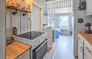 Fridge, oven, stovetop, coffee/tea maker - 3 bedroom amazing home in Nøtterøy (Nøtterøy)