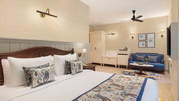 Premium bedding, down comforters, minibar, in-room safe