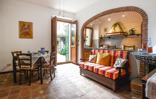 1 bedroom pet friendly home in Mascalucia