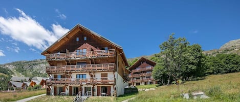 Extérieur