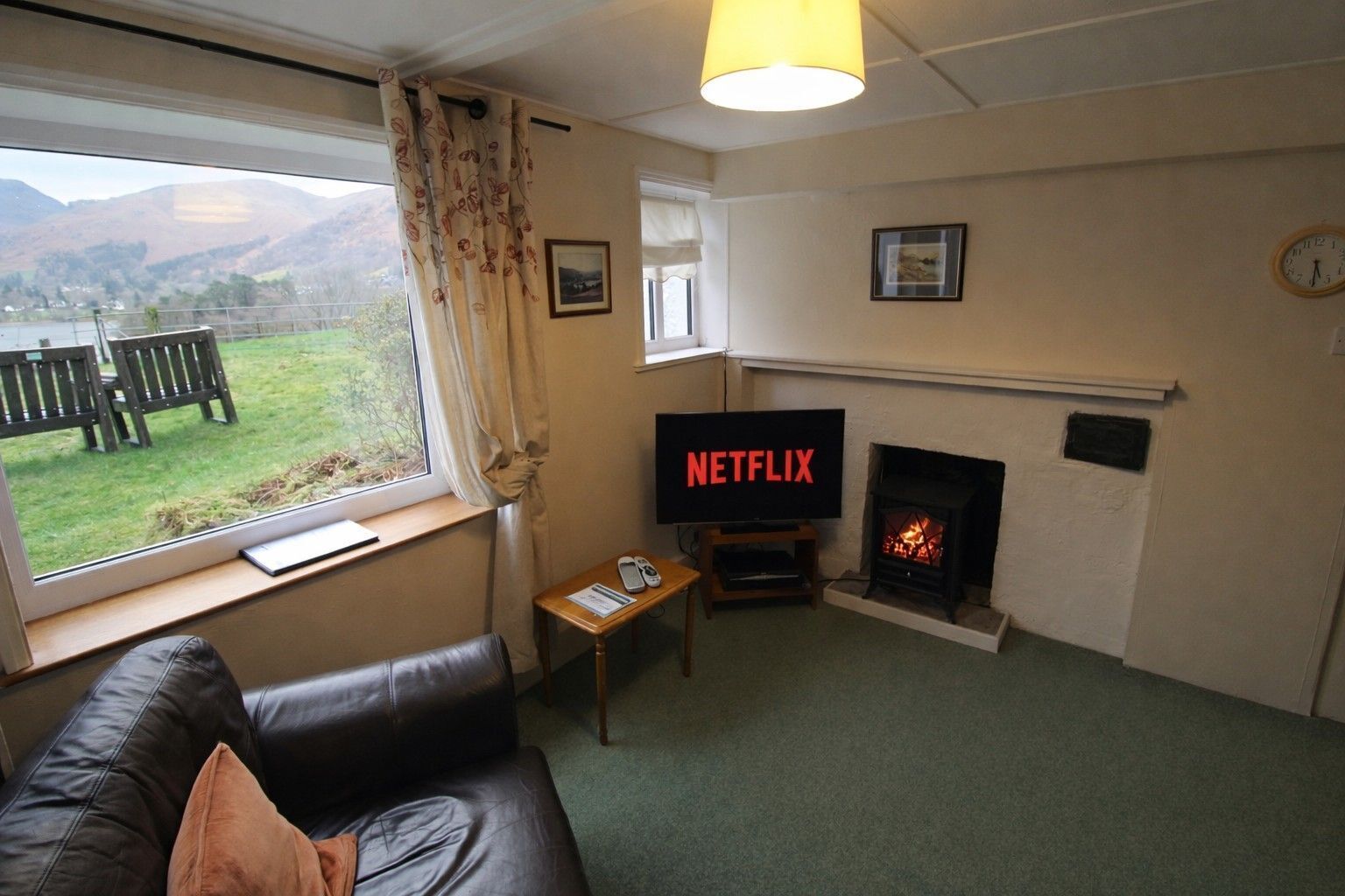 Grasmere View Grasmere -  A Cottage That Sleeps 2 Guests  In 1 Bedroom With Stunning Lake View - Coniston