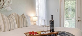 Private Pool · On Golf Course· 3 Bed Near Tarleton